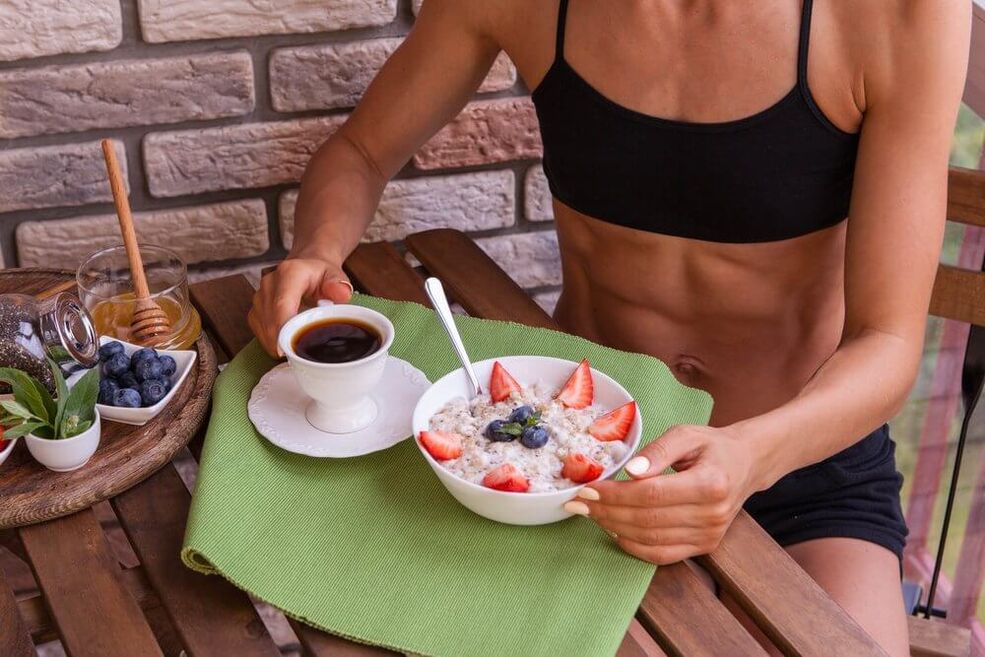 When it comes to weight loss, breakfast is the most important meal of the day. 