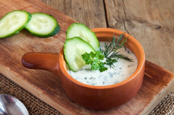 slimming cucumber yoghurt soup