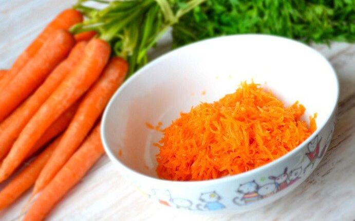 grated carrots for breakfast of the Japanese diet